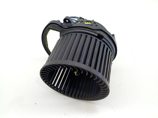 Motor de ventilador de forno (de aquecedor de salão) 272103243R RENAULT