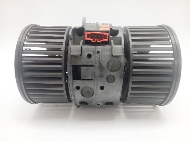 Motor de ventilador de forno (de aquecedor de salão) 272108241R RENAULT