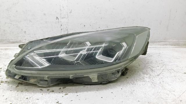 Luz esquerda Ford Kuga III DFK ao melhor preço