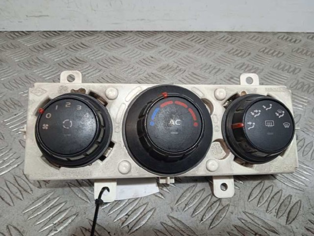 Unidade de controlo dos modos de aquecimento/condicionamento 275100013R OPEL