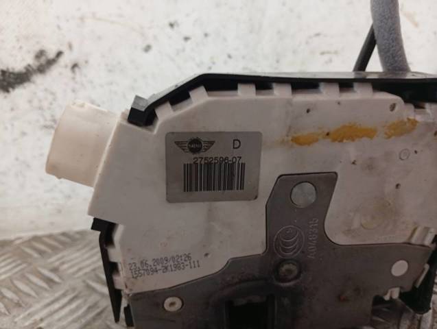 2752596 BMW