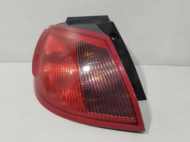 Lanterna traseira esquerda externa 27850102 MITSUBISHI