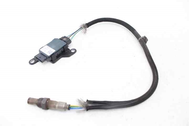 Sensor traseiro de óxidos de nitrogênio NOX 281006853 PEUGEOT