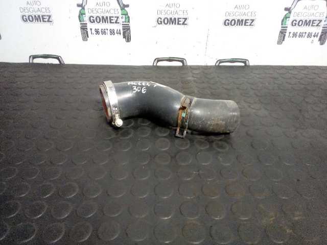 Mangueira (cano derivado) de intercooler 282742A401 HYUNDAI