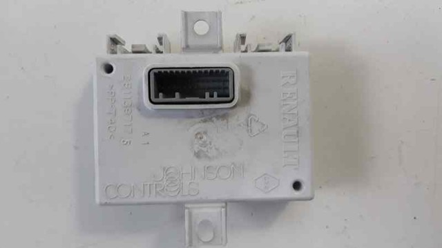 Unidade de controlo de navegação 283466187R RENAULT