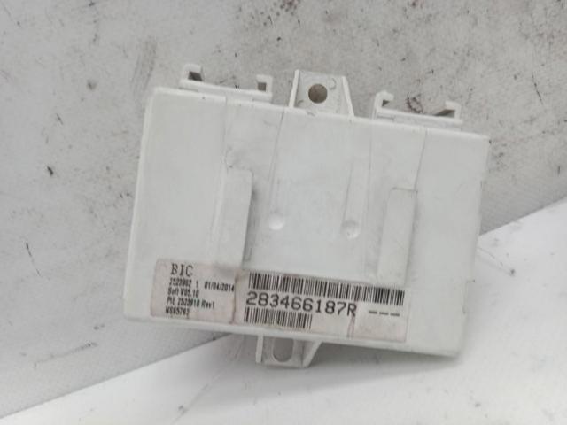 Unidade de controlo de navegação 283466187R RENAULT