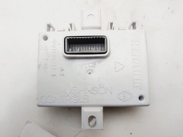 283468105R Renault (RVI)