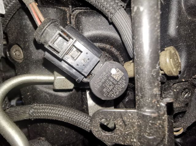 Injetor de injeção de combustível 28424049 VAG
