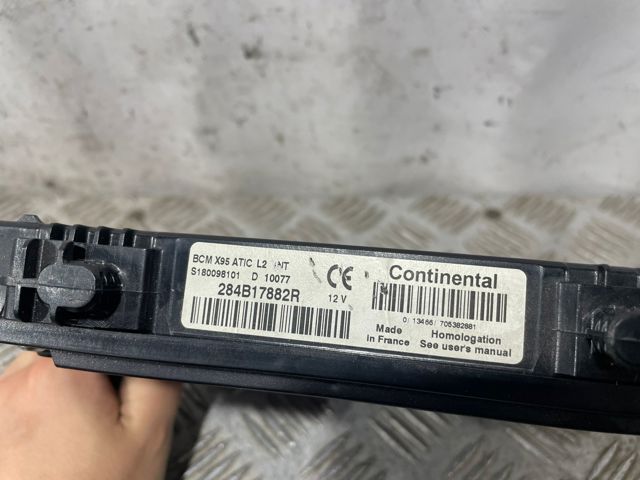 284B17882R Renault (RVI)