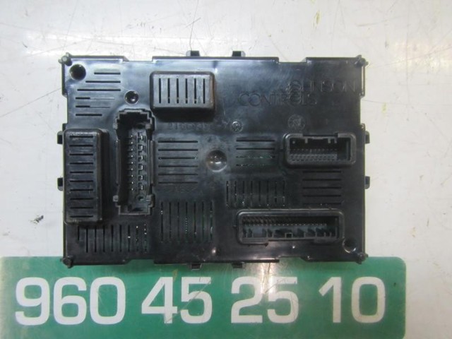 284B2JX52E Nissan/Infiniti