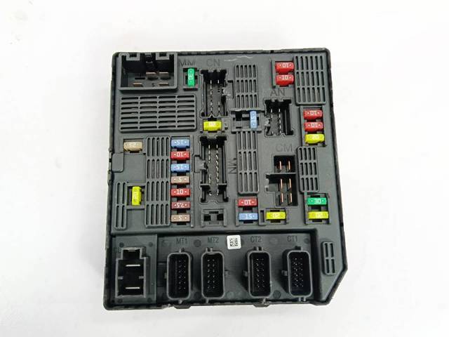 Unidade de dispositivos de segurança para Renault Scenic JZ0, JZ1