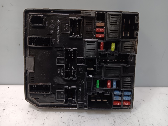 Unidade de dispositivos de segurança 284B74BA0A NISSAN