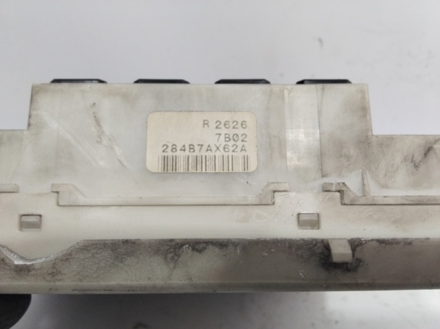 Unidade de dispositivos de segurança 284B7AX62A NISSAN