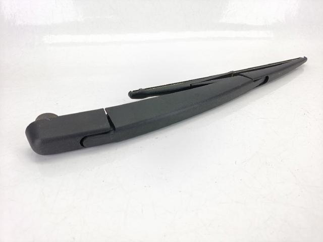 Braço de limpa-pára-brisas de vidro traseiro 287814EA0A NISSAN