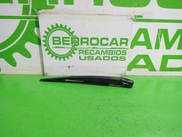Braço de limpa-pára-brisas de vidro traseiro 28781JD00A RENAULT