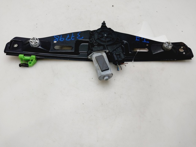 2990297 BMW
