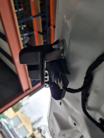 Fecho de tampa de porta-malas (de 3ª/5ª porta traseira) 2G6827505B VAG