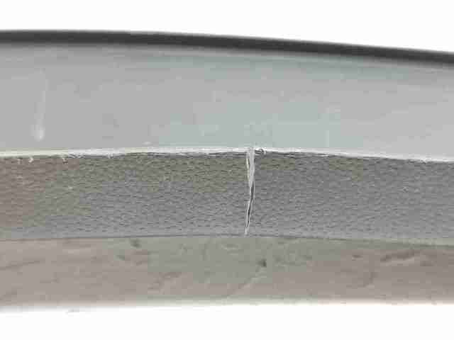 Expansor direito (placa sobreposta) de arco do pára-lama traseiro 2GA854820E VAG