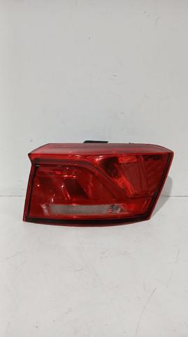 Lanterna traseira direita externa 2GA945096 VAG