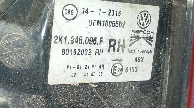Lanterna traseira direita 2K1945096F VAG