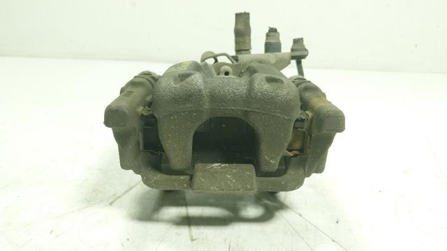 Suporte do freio traseiro direito 2K5615424 VAG