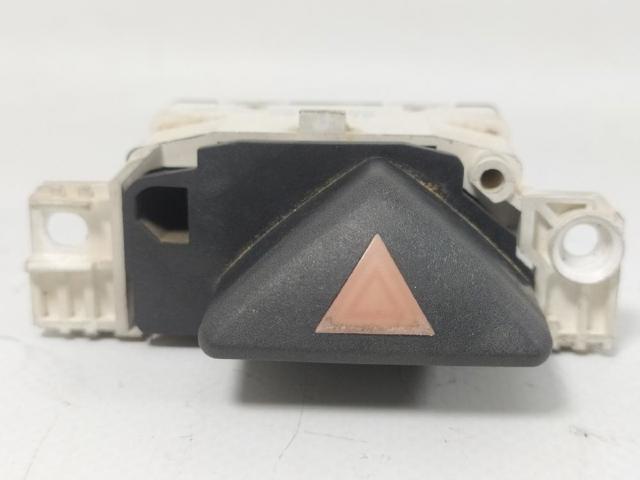Botão de ativação do sinal de emergência 2M5T13A350AA FORD
