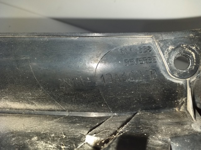 Lanterna traseira direita 2N1113A602B FORD