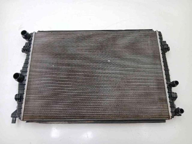 Radiador de esfriamento de motor 2Q0121253K VAG