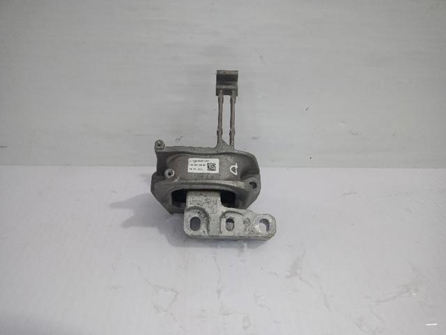 Coxim (suporte) direito de motor 2Q0199262BK VAG