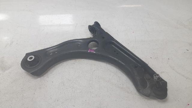 Braço oscilante inferior direito de suspensão dianteira 2Q0407152D VAG