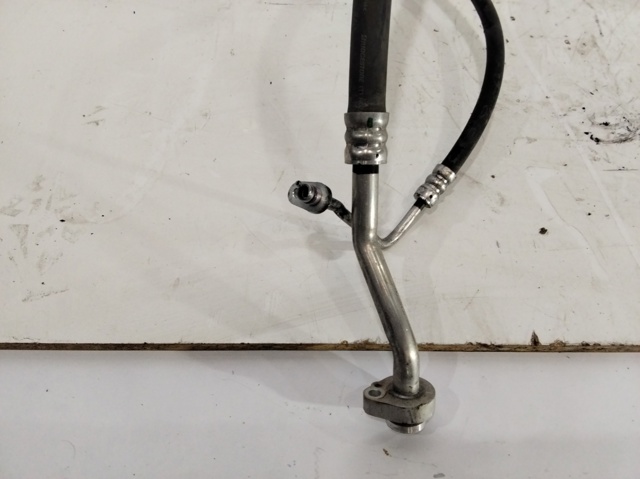 Mangueira de aparelho de ar condicionado, desde o vaporizador até o compressor 2Q0816743P VAG