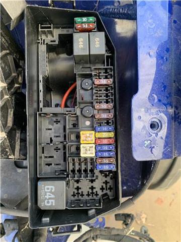 Unidade de dispositivos de segurança 2Q0941828E VAG