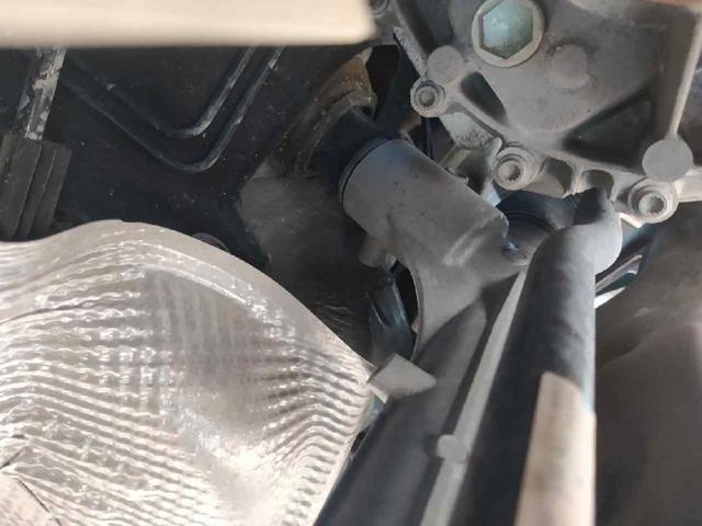 2Q1423061D VAG