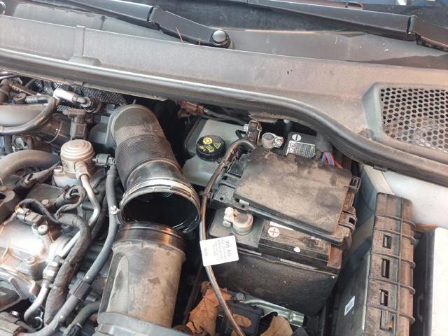2Q1614106F VAG