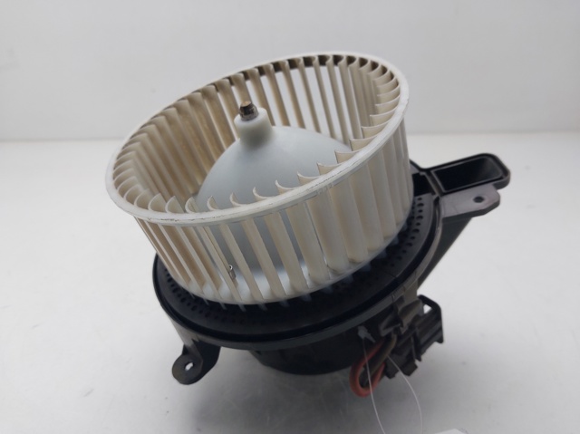 2Q1819021 VAG