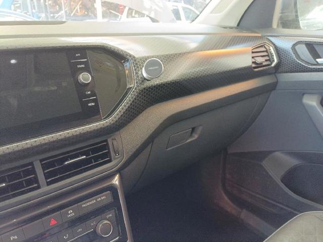 2Q1820021A VAG
