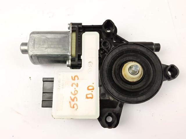 Motor de acionamento de vidro da porta dianteira direita 2Q1959406B VAG