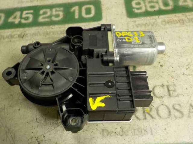 2Q2959405 VAG
