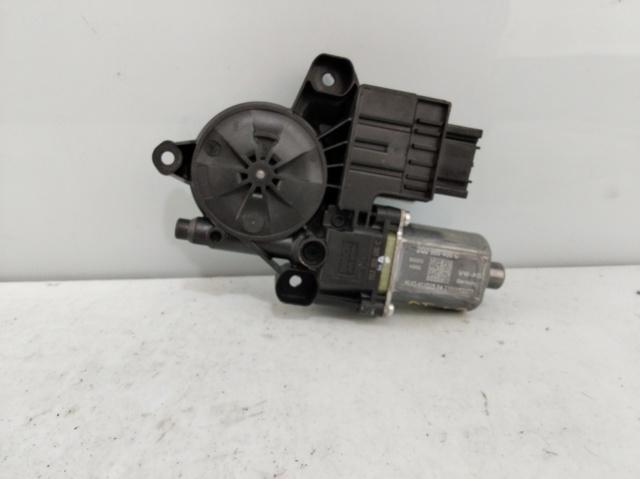 Comprar  T-CROSS  C11, D31