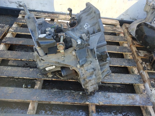 2S4R7002MA Ford