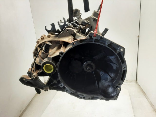 2S4R7002MA Ford