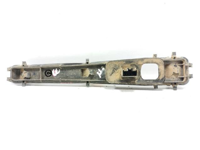 Base (casquilho) da luz traseira 2S6113N004AD FORD