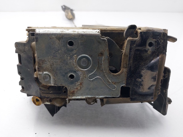 2S6AA26412BK Ford