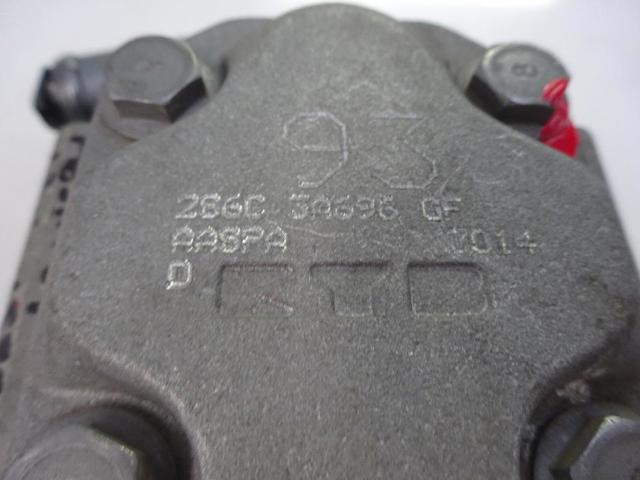 Bomba da Direção hidrâulica assistida 2S6C3A696CF FORD