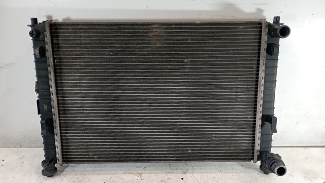 Radiador de esfriamento de motor 2S6H8K161BB MAZDA