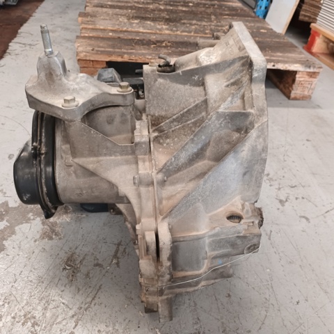 2S6R7002GB Ford