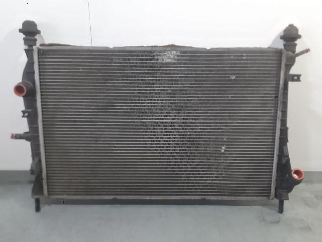 Radiador de esfriamento de motor 2S718C342DF FORD
