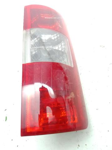Lanterna traseira direita 2T1413A602AF FORD