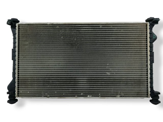 Radiador de esfriamento de motor 2T148005CC FORD