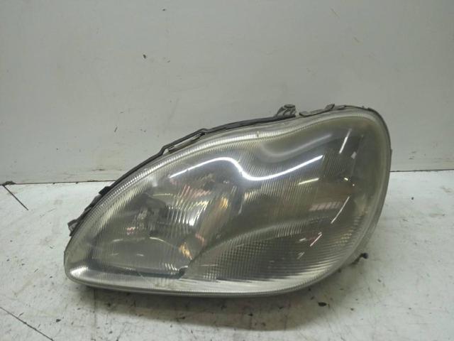 Luz esquerda 301153271 MERCEDES